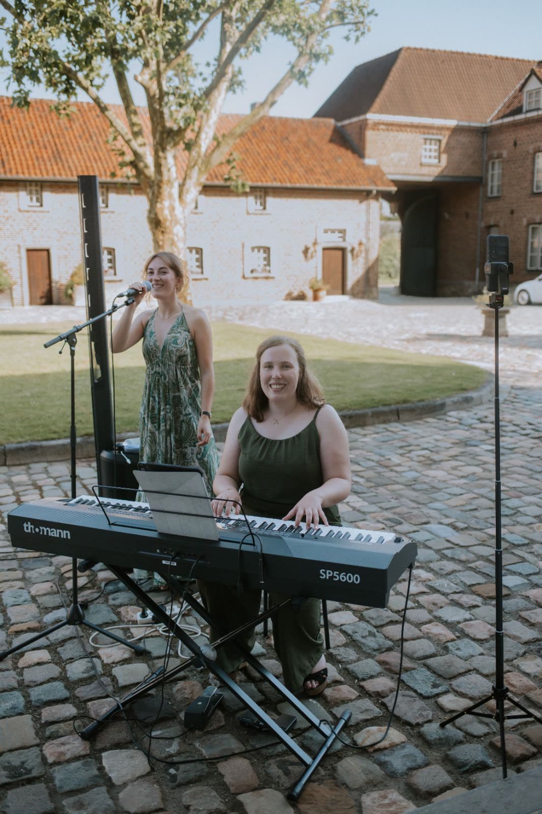 Gedachtezang op Wedding Waves